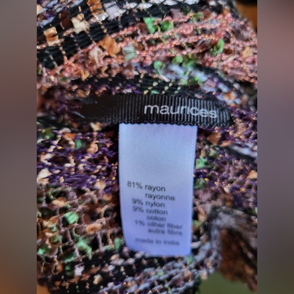 Maurices beautiful earth tone pull over scarf. - Picture 3 of 3